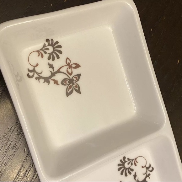 Mikasa Gourmet Basics Chocolate Swirl Server - Picture 2 of 8